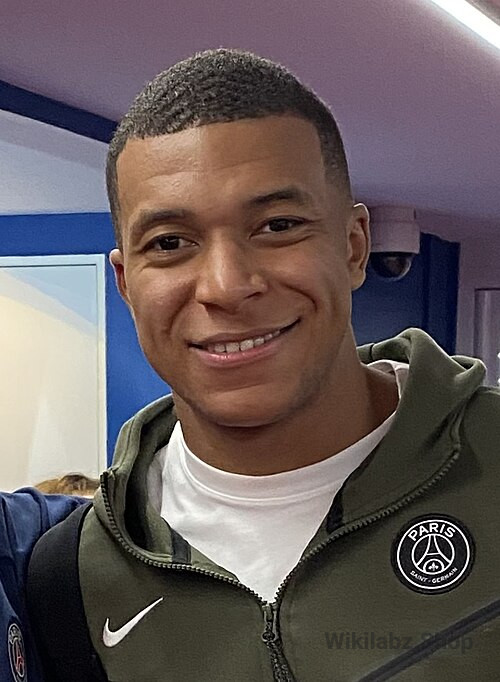 Kylian Mbappé Biography