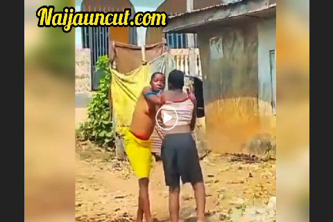 Breasts Pop Out As 2 Black African Girls Are Seen Fighting And Stripping