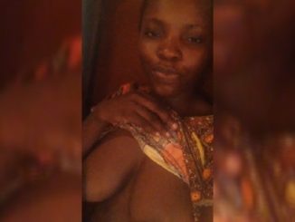 Rachael Olaiya Showing Her Boobs